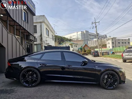 아우디 A7 55TFSI 21\
