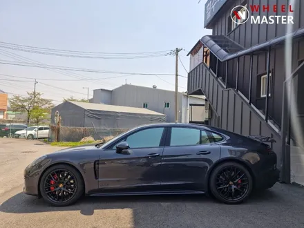 파주 휠수리 파나메라 GTS 21\