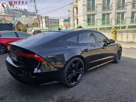 아우디 A7 55TFSI 21\