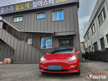 테슬라 휠수리 / 테슬라 모델3 20인치 포트홀 사고로 인한 휠굴절수리 / 파주,일산