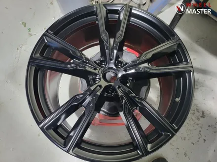 BMW X5 M60I 747M 22\