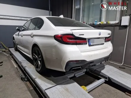 BMW G30 M550I 668M 20\