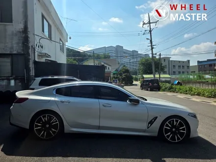 BMW M850I 포트홀 충격으로 심각한 휠굴절 수리 (열변형없는 휠굴절수리) / 파주,일산