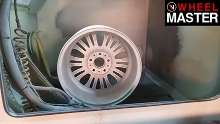 [휠마스터] 휠기스를 깔끔하게 복원한 BMW 520d 차량의 휠복원 후기 / 일산 분체도장 / 파주,일산