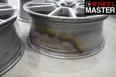 [휠마스터] 벤츠 C43 AMG 휠굴절수리 및 블랙유광 휠도색 / 일산 휠복원 / 파주,일산