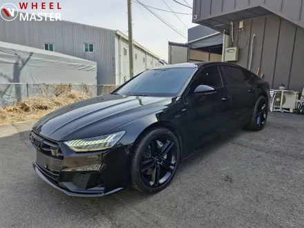 아우디 A7 55TFSI 21\