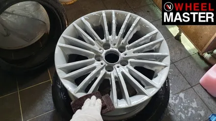 [휠마스터] 휠기스를 깔끔하게 복원한 BMW 520d 차량의 휠복원 후기 / 일산 분체도장 / 파주,일산
