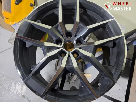 BMW G60 520I 19\
