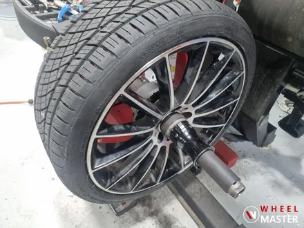 [휠마스터 허가업체] 벤츠 CLS400D 포트홀 사고로 인한 휠변형수리 / 파주,일산