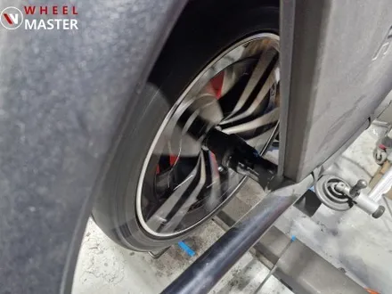 CLS53AMG 핸들떨림 노면소음 진동 휠굴절수리로 바로잡기/ 일산 휠수리 / 파주,일산