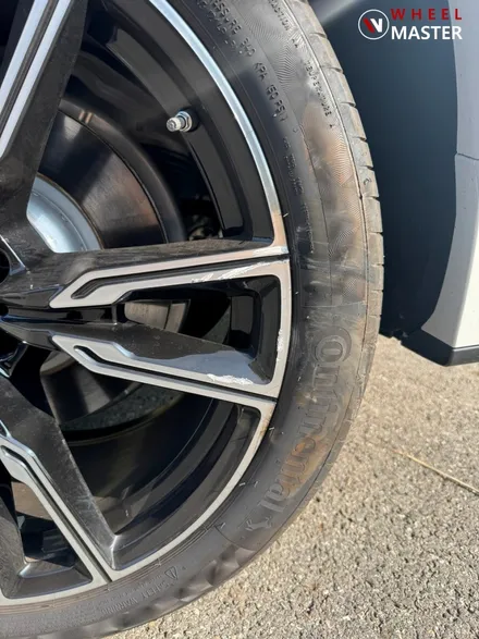 BMW X5 M60I 747M 22\