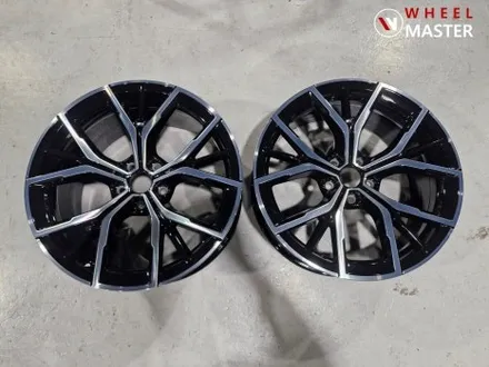 BMW G30 530I 845M 19\