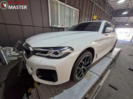 BMW G30 530E플러그인하이브리드 845M19\