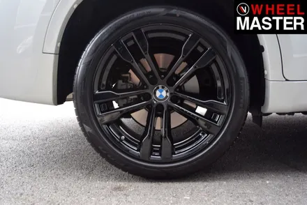 [휠마스터] 다이아몬드컷팅휠을 검정유광 컬러로 휠도색한 BMW X6 / 일산 휠도색 / 파주,일산