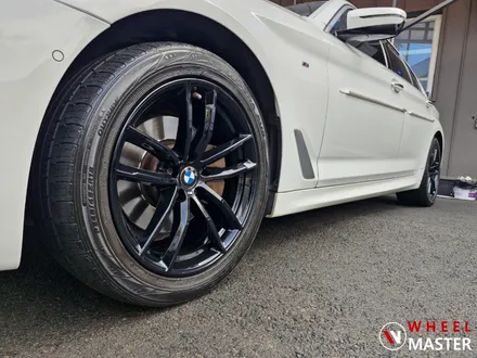 BMW G30 520D 662M 경계석 부딪힘 사고로 인한 휠파손으로 휠교체 / BMW 중고휠교체 / 파주,일산
