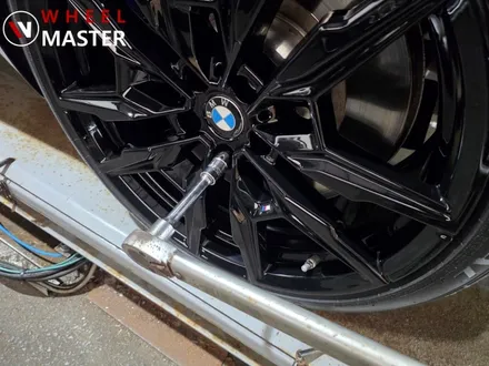 BMW M850I 895M 20인치 주차기스 제거후 검정유광 분체도장 / 파주,일산
