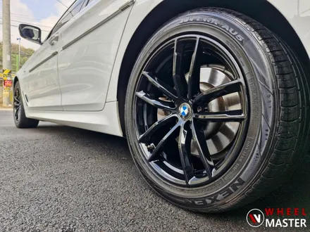 BMW G30 520D 662M 경계석 부딪힘 사고로 인한 휠파손으로 휠교체 / BMW 중고휠교체 / 파주,일산