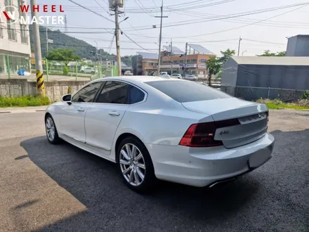 볼보 S90 19\
