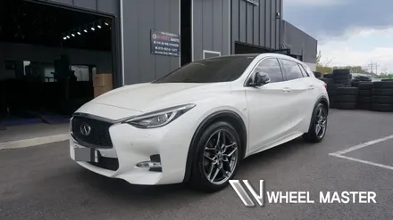 인피니티 Q30 휠 19인치 고스트크롬 휠도색 / 파주,일산