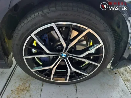 BMW G30 530I 845M 19\