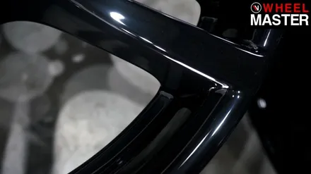 흰색차량에 검정유광 휠도색을 통해 포인트를 준 BMW328i / 일산휠도색 / 파주,일산