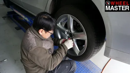 스크레치가 심한 아우디 A8 순정 휠복원 후기 / 파주,일산