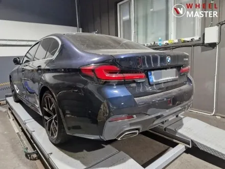 BMW G30 530I 845M 19\
