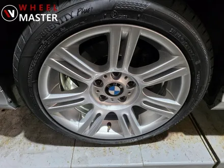 BMW E90 320I STYLE 164M 17\