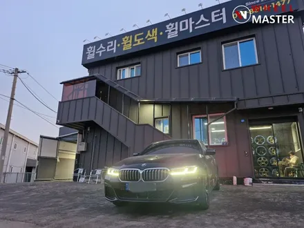 BMW G30 530I 845M 19\