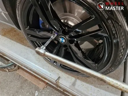 BMW G02  760LI 648M 20\