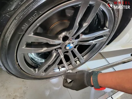 441M 휠복원 / BMW 320D 441M 주차기스 제거 및 휠도색 / 파주,일산