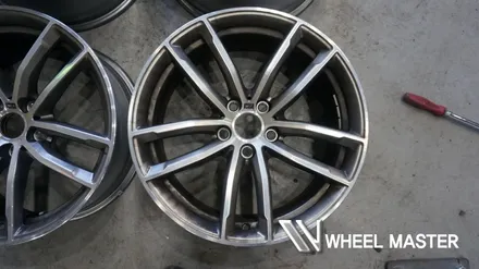 휠마스터 bmw 520d 휠 검정유광 휠도색 / 파주,일산