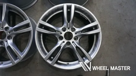 휠도색 bmw 330i 휠 m팩 18인치 검정유광 작업 / 파주,일산