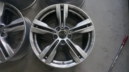 bmw x5 신차 휠  m팩 19인치 검정유광 휠도색 / 파주,일산