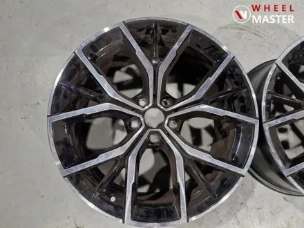 BMW G30 530I 845M 19\