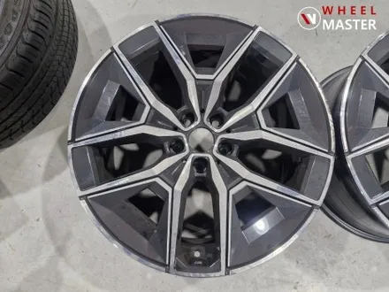 BMW G60 520I 19\