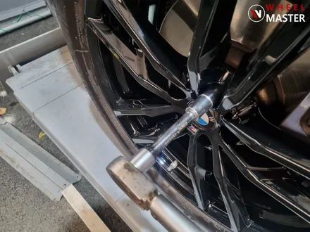 X4 휠도색 / BMW X4 698M 19인치 검정유광 휠도색 / BMW 휠도색 / 파주,일산