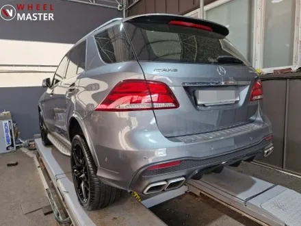 GLE63AMG 21\