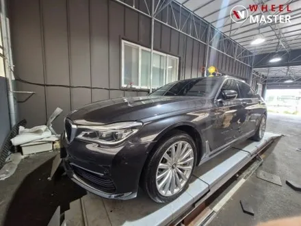 BMW 730D 19\