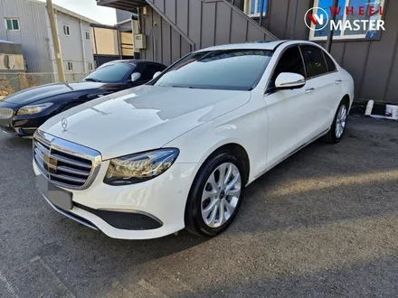 벤츠 W213 E300 익스클루시브 18\