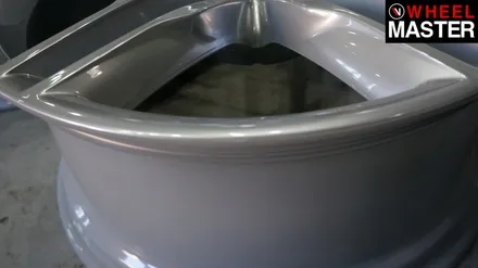 주차기스를 말끔하게 제거한 아우디 A8 / 아우디 순정 휠복원 전문점 / 파주,일산