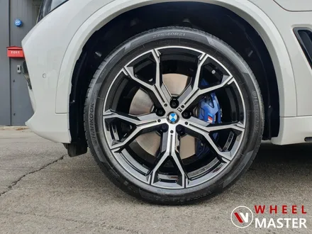 [휠마스터] BMW G05 X5 XDRIVE 45E 플러그인 하이브리드 M스포츠 차량 21인치 블랙폴리쉬 다이아컷팅 작업 /  BMW 휠수리 / 파주,일산