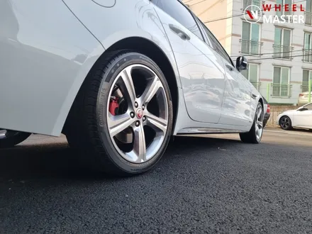 재규어 XF 19인치 휠굴절수리 및 하이퍼블랙 분체도장 / 파주 굴절수리 / 파주,일산