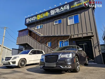 부식 휠복원/크라이슬러 300C버핑휠 약품박리후 메탈그레이분체도장 / 파주,일산