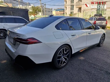 BMW G60 520I 936M 19\