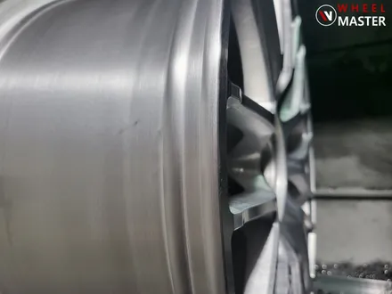 벤츠 휠도색 / 벤츠 C63AMG 잘못된 휠복원 완전박리후 검정유광 휠도색 / 파주,일산