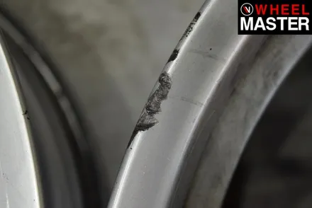 [휠마스터] 휠기스를 깔끔하게 복원하고 검메탈 컬러로 휠도색을 한 BMW 640d / 일산 휠복원 / 파주,일산