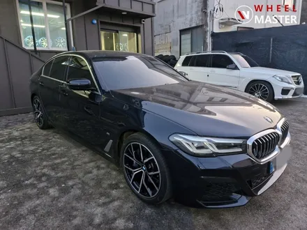 BMW G30 530I 845M 19\