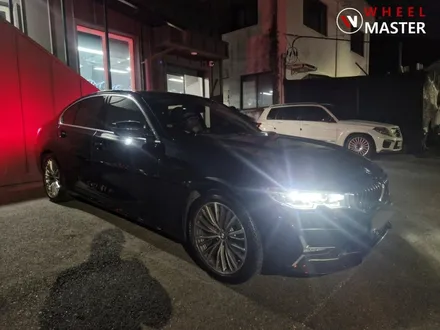 BMW 320I 18\