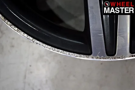 [휠마스터] 다이아몬드컷팅휠을 블랙유광으로 도색한 BMW 118d / 일산 분체도장 / 파주,일산